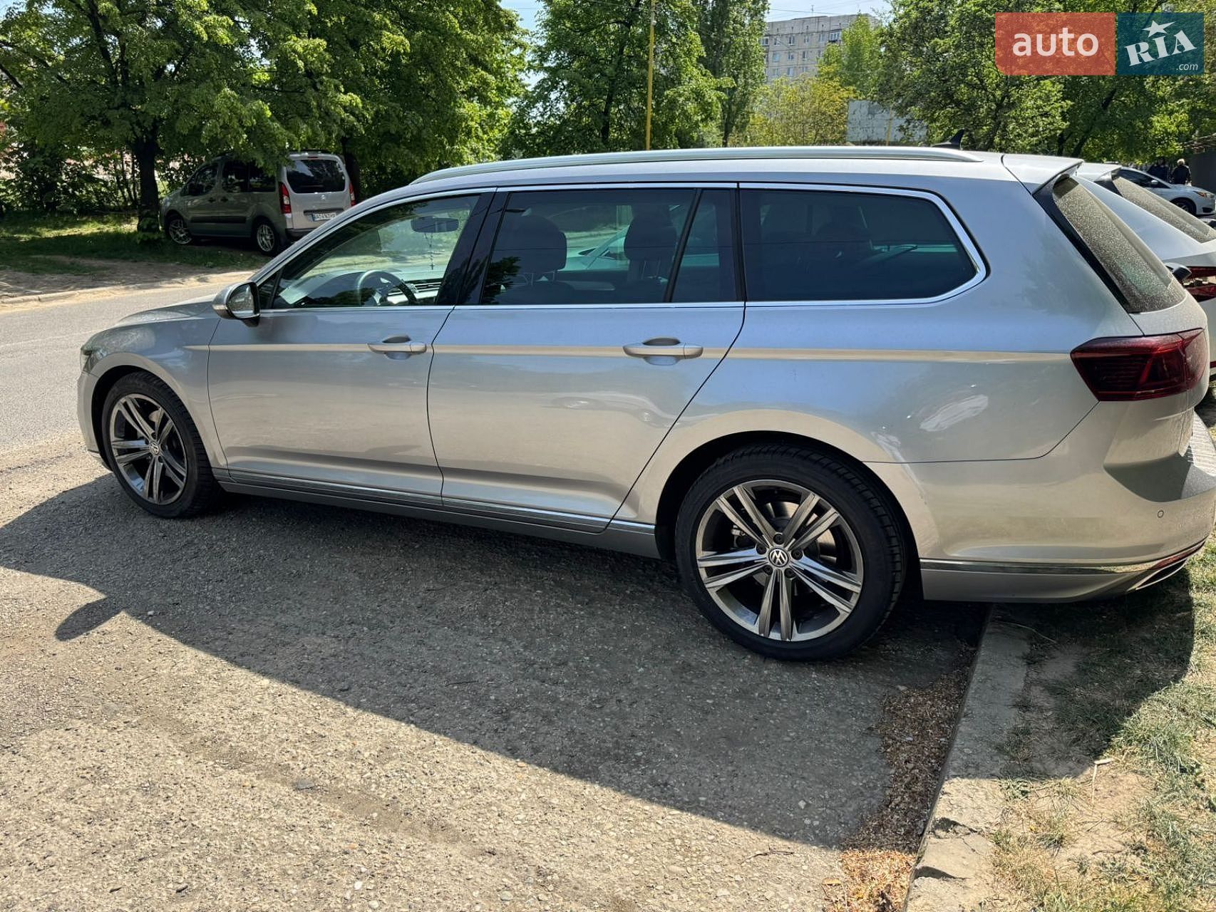 Volkswagen Passat 2020 VIN WVWZZZ3CZLE101785 фото оголошення 5 з 16