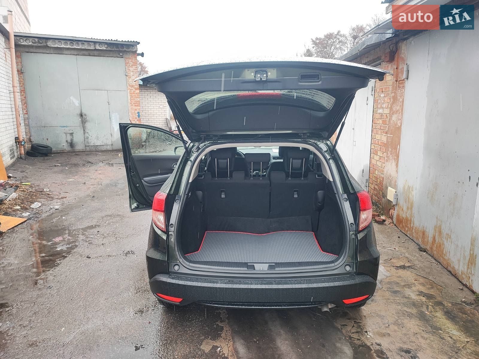 Honda HR-V 2017 VIN 3CZRU5H52HG703416 фото оголошення 12 з 15
