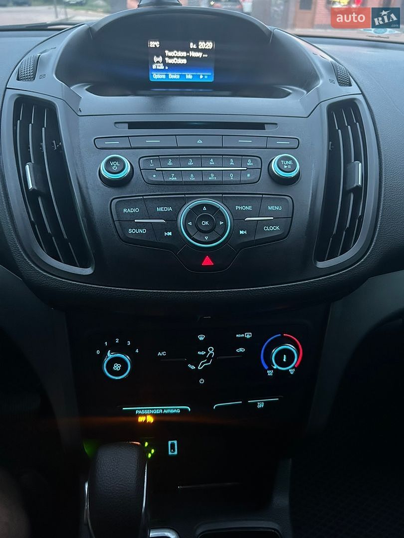 Ford Escape 2018 VIN 1FMCU0F75JUB82970 фото оголошення 16 з 30