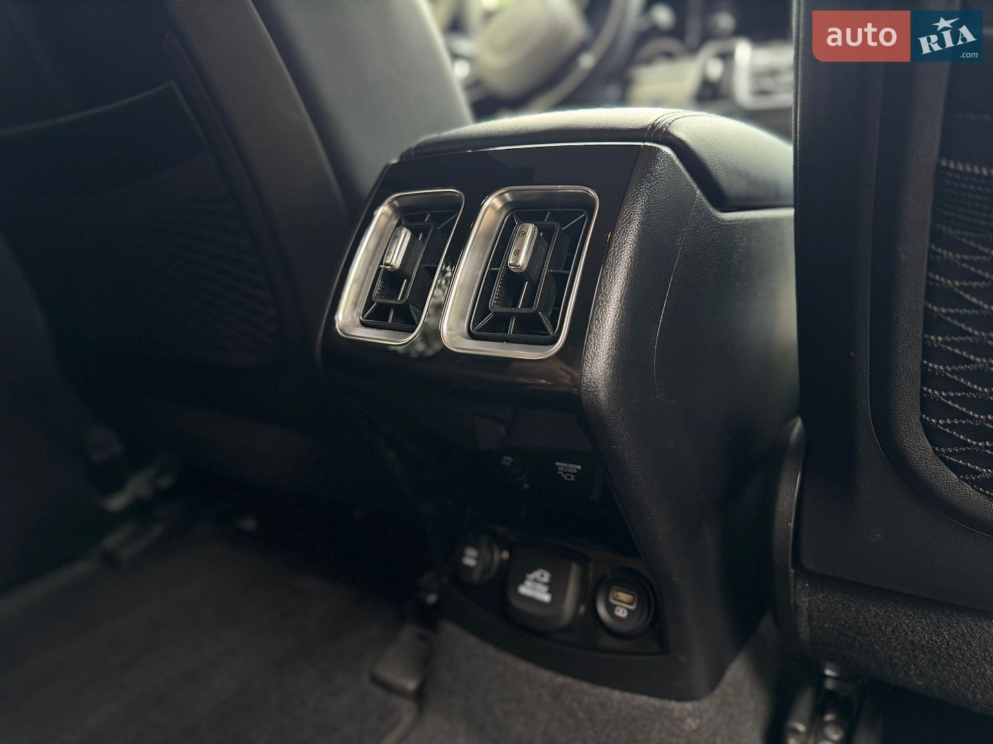 Kia Sorento 2023 VIN KNDRKDLG4R5258989 фото оголошення 22 з 52
