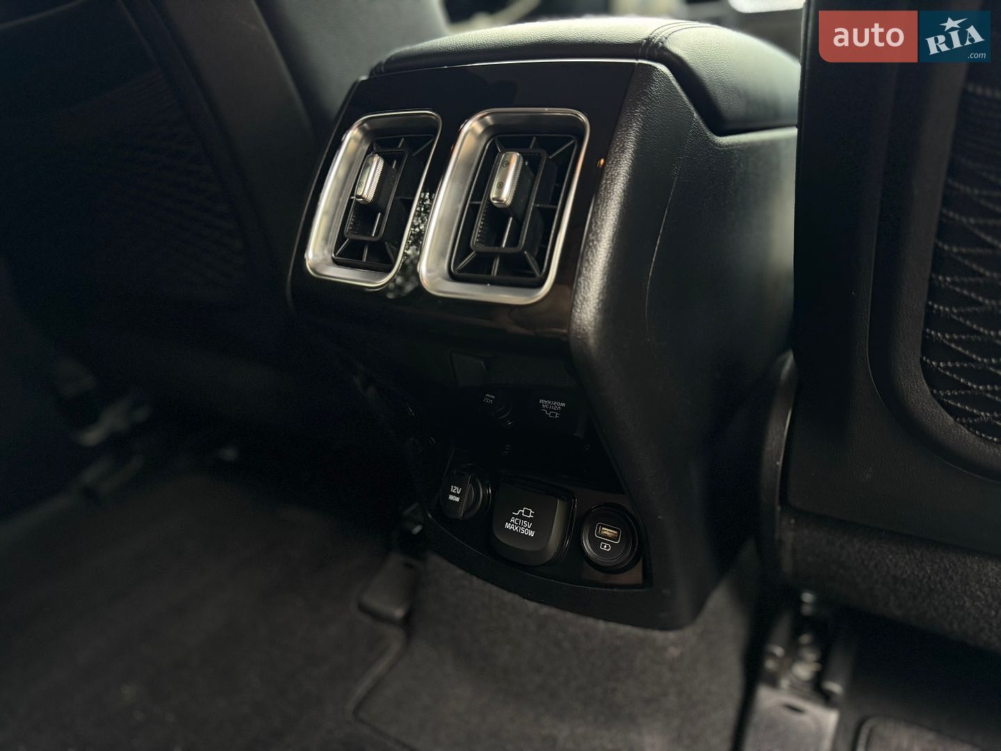 Kia Sorento 2023 VIN KNDRKDLG4R5258989 фото оголошення 24 з 52