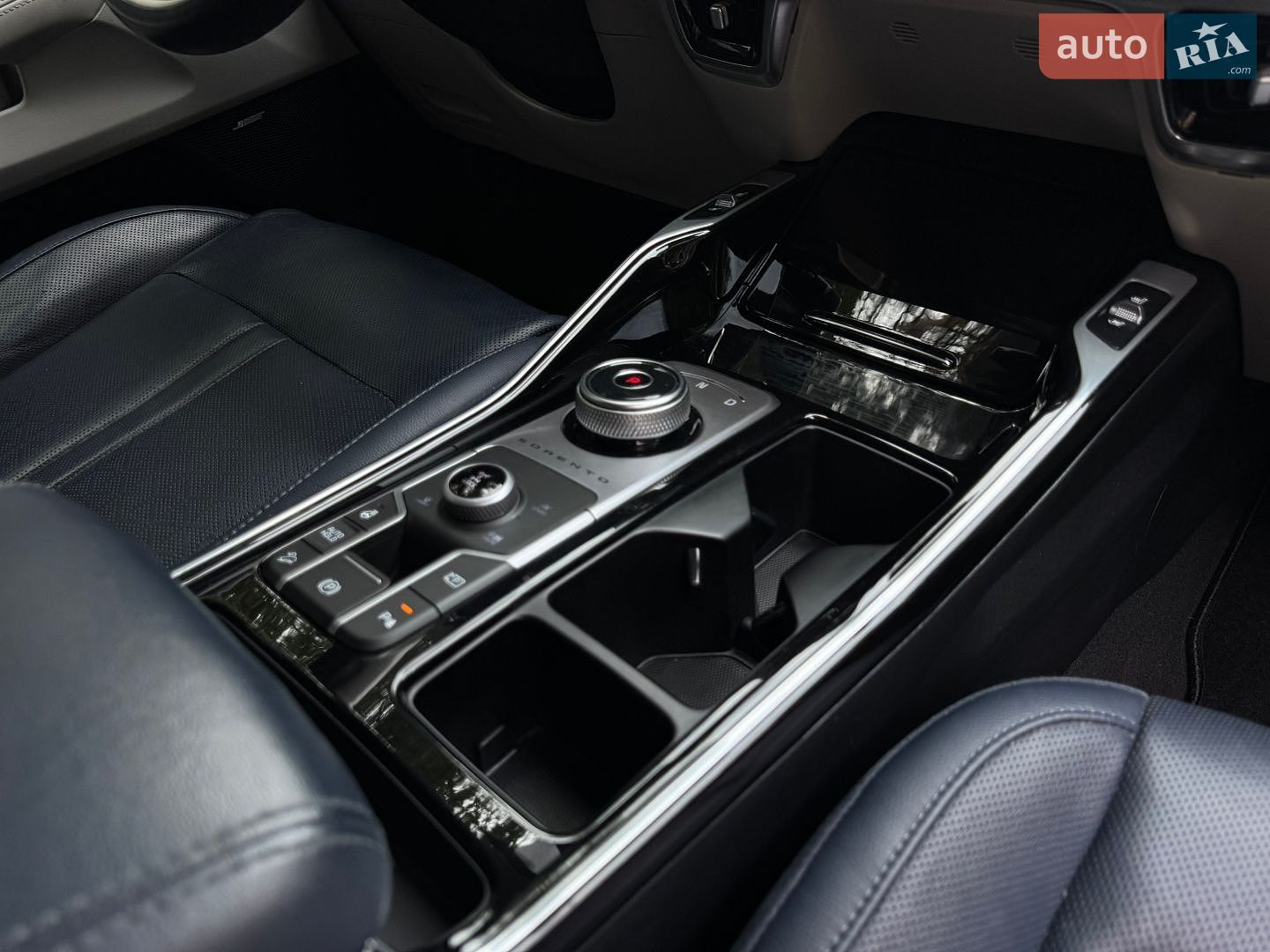 Kia Sorento 2023 VIN KNDRKDLG4R5258989 фото оголошення 37 з 52