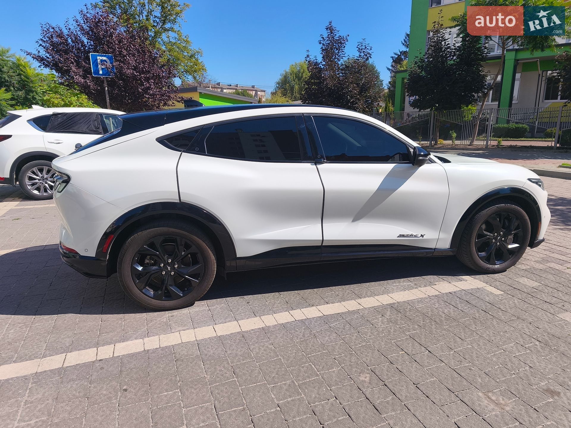 Ford Mustang Mach-E 2023 VIN 3FMTK3R79PMA54683 фото оголошення 6 з 62