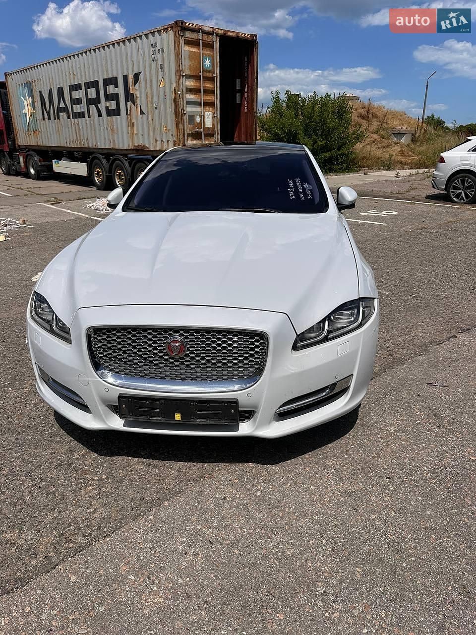 Jaguar XJ 2017 VIN SAJAA1294HNW07392 фото оголошення 29 з 29