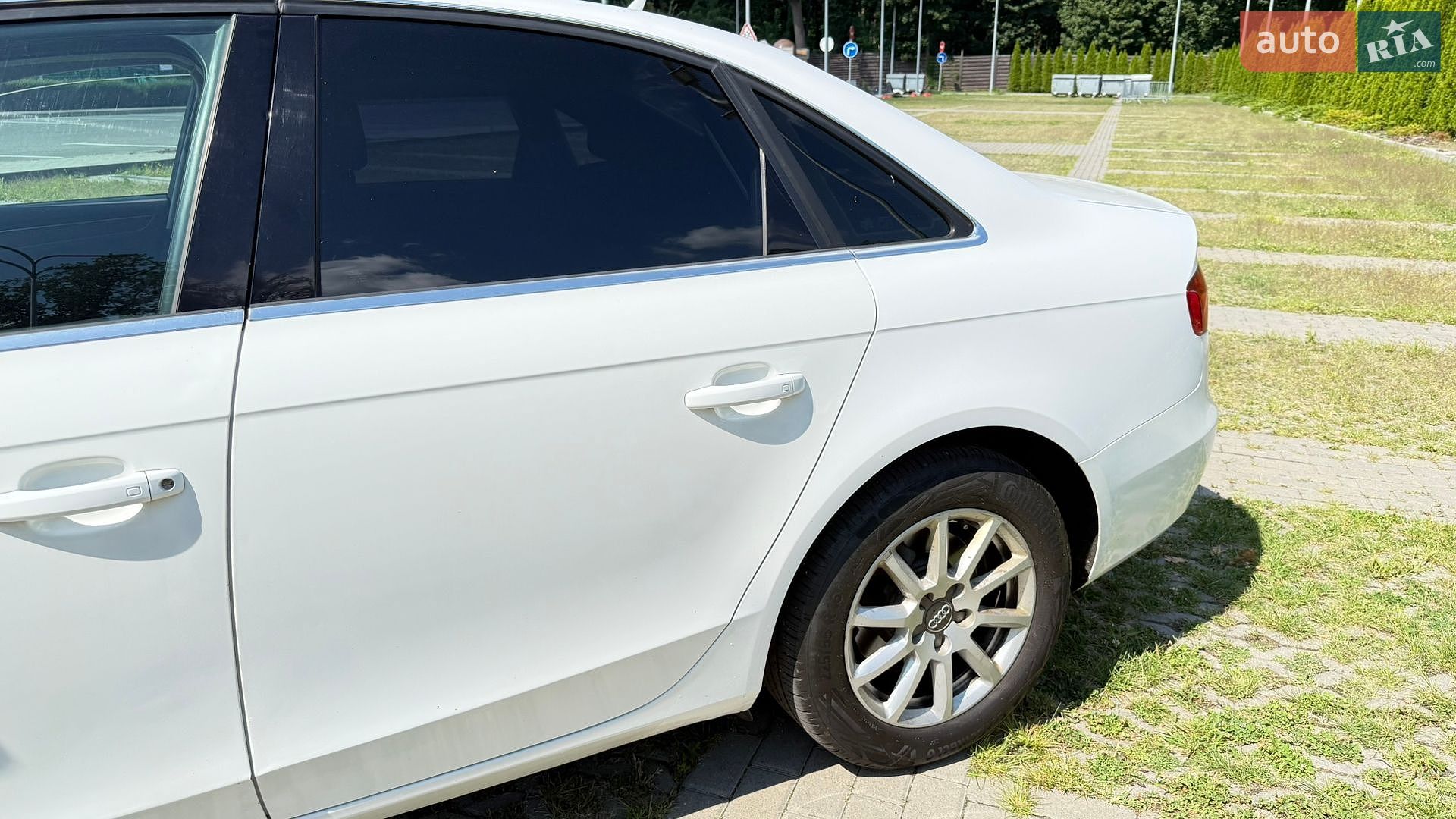 Audi A4 2014 VIN WAUZZZ8K3FA007547 фото оголошення 13 з 127