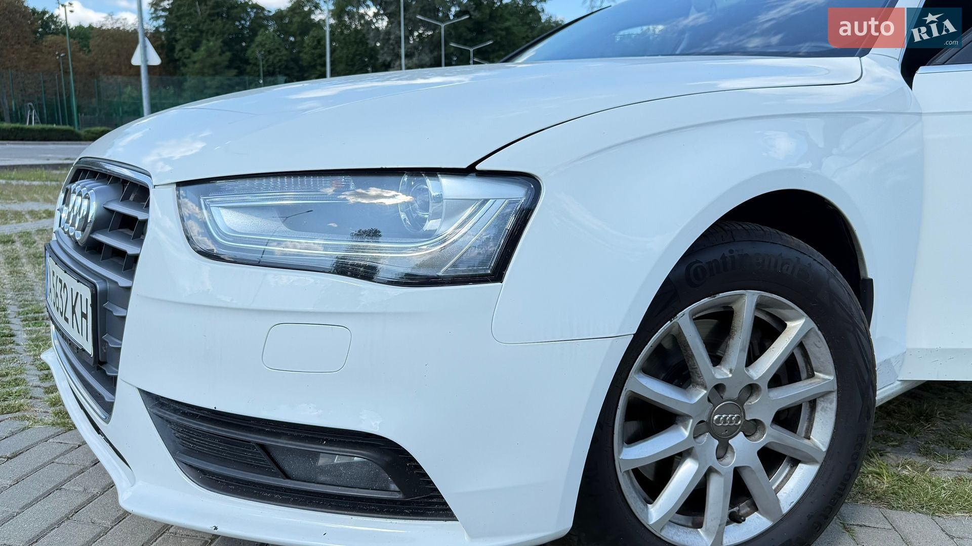 Audi A4 2014 VIN WAUZZZ8K3FA007547 фото оголошення 21 з 127