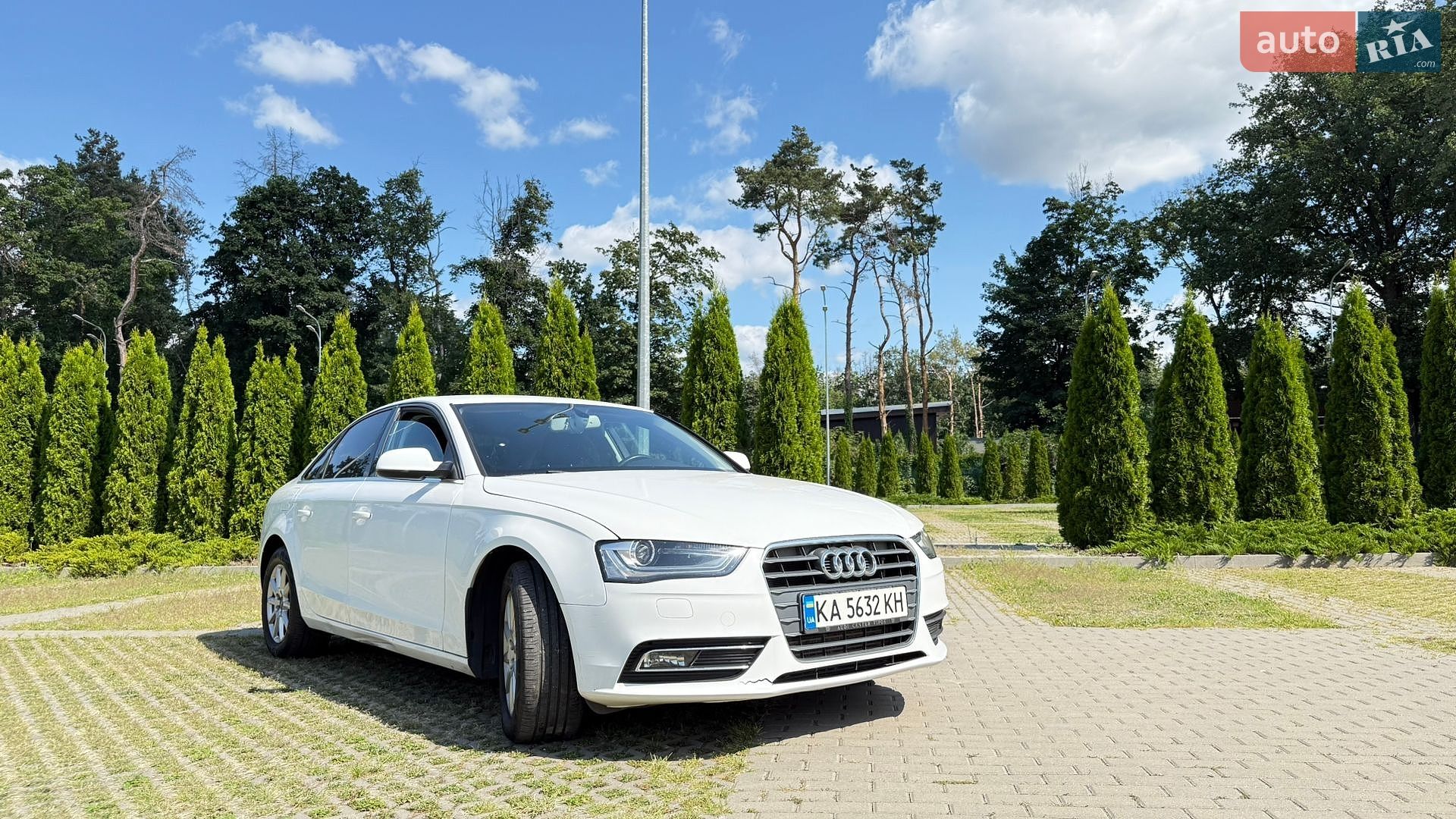 Audi A4 2014 VIN WAUZZZ8K3FA007547 фото оголошення 26 з 127