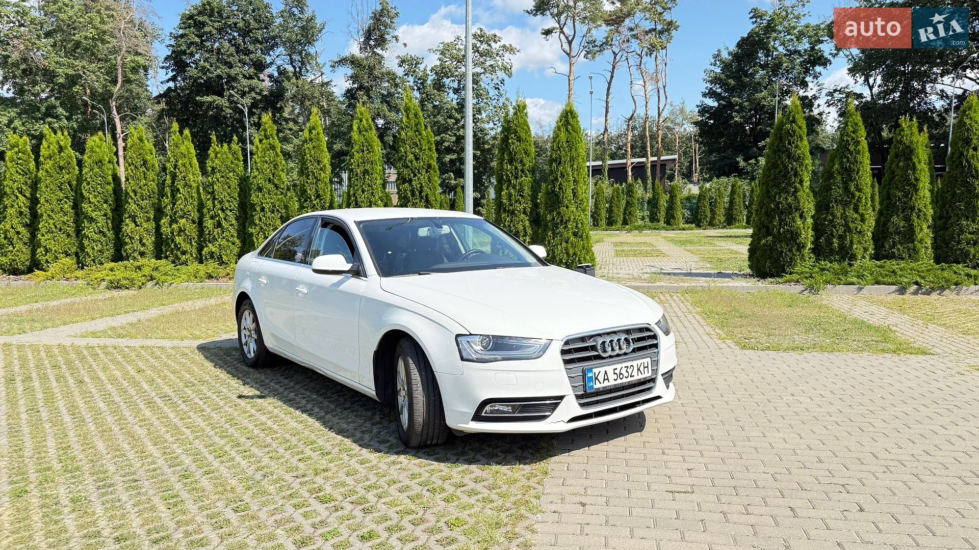 Audi A4 2014 VIN WAUZZZ8K3FA007547 фото оголошення 31 з 127
