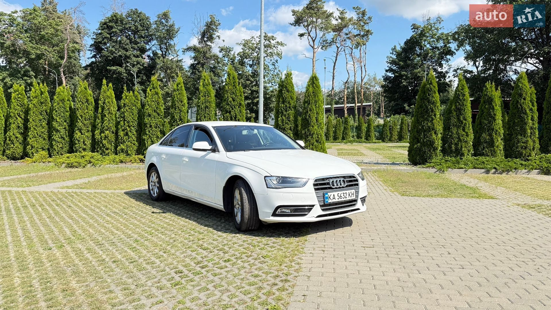 Audi A4 2014 VIN WAUZZZ8K3FA007547 фото оголошення 33 з 127