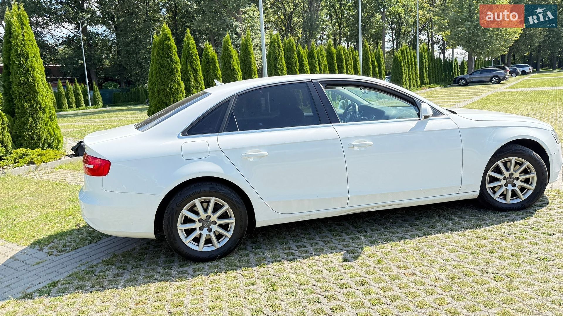 Audi A4 2014 VIN WAUZZZ8K3FA007547 фото оголошення 41 з 127