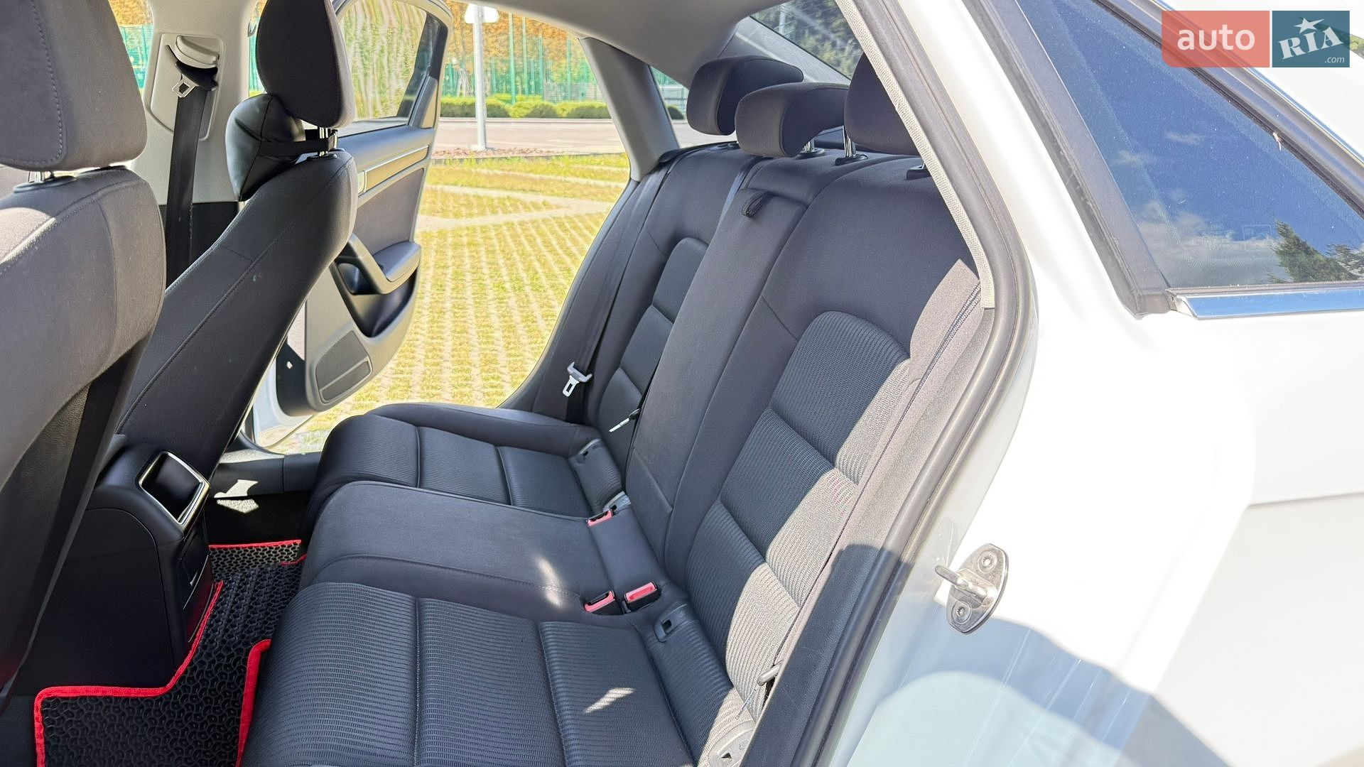 Audi A4 2014 VIN WAUZZZ8K3FA007547 фото оголошення 66 з 127