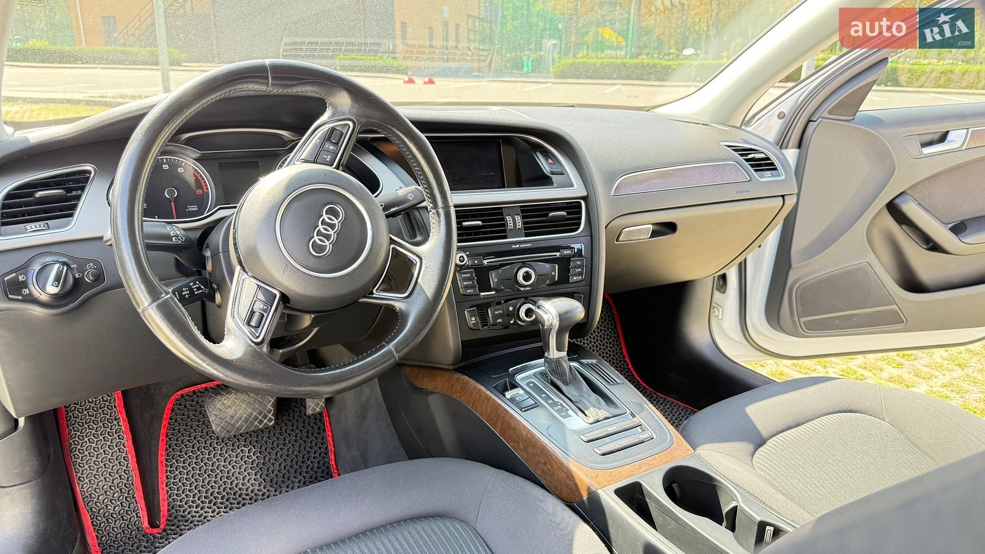 Audi A4 2014 VIN WAUZZZ8K3FA007547 фото оголошення 68 з 127