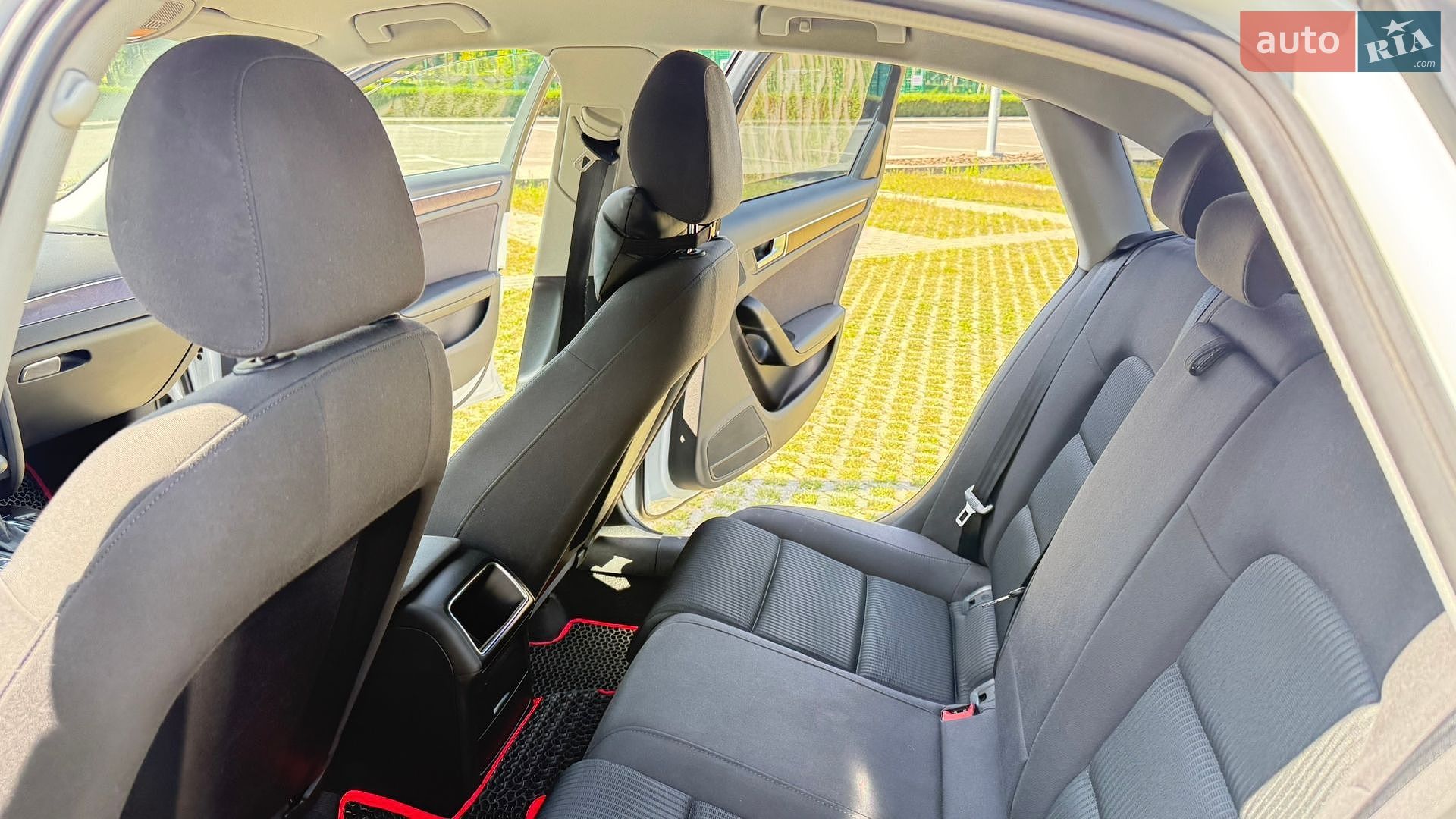 Audi A4 2014 VIN WAUZZZ8K3FA007547 фото оголошення 69 з 127