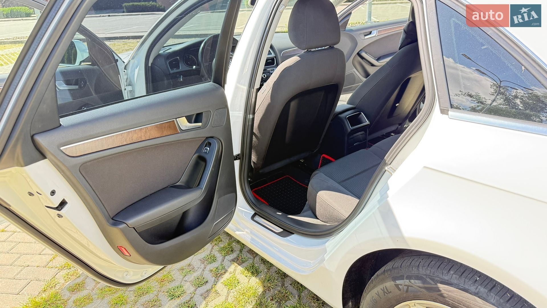 Audi A4 2014 VIN WAUZZZ8K3FA007547 фото оголошення 71 з 127