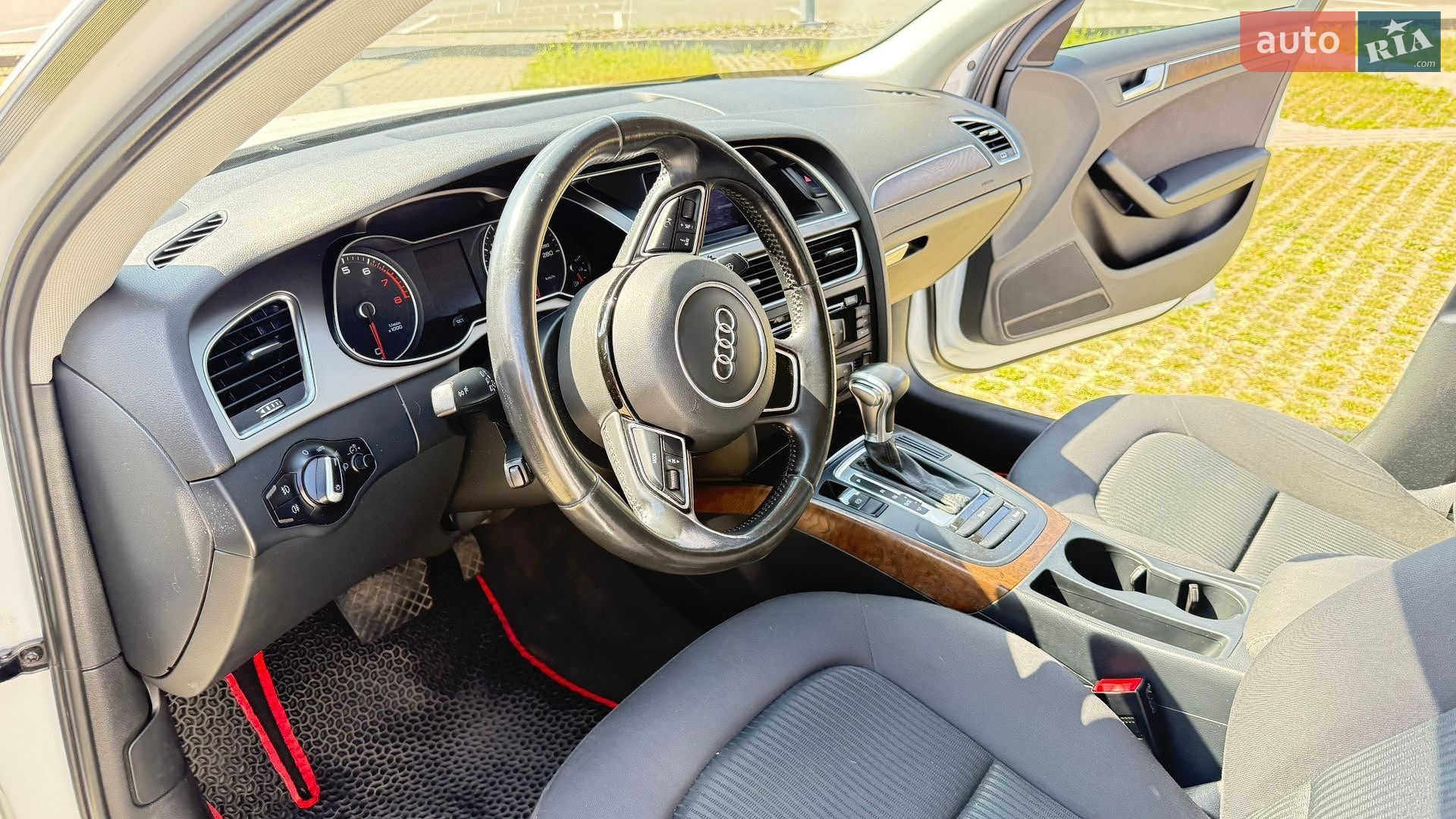 Audi A4 2014 VIN WAUZZZ8K3FA007547 фото оголошення 75 з 127