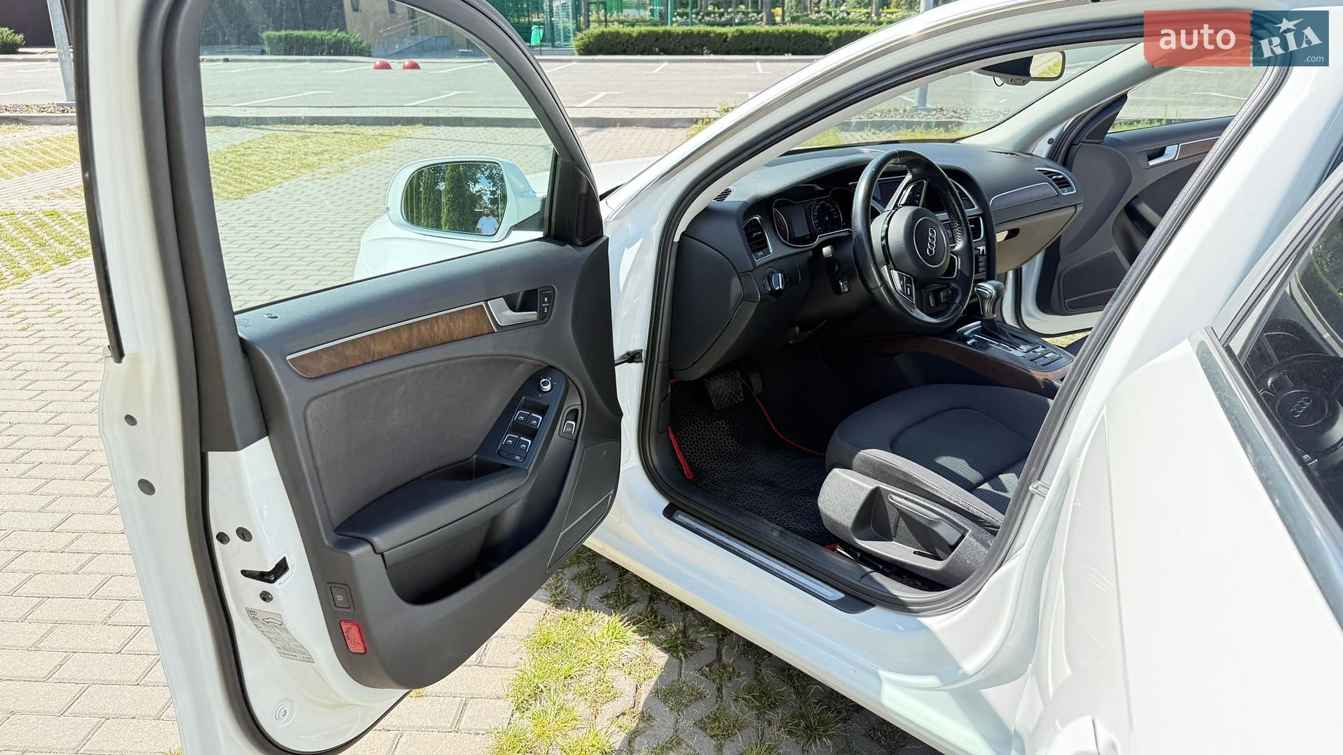 Audi A4 2014 VIN WAUZZZ8K3FA007547 фото оголошення 78 з 127