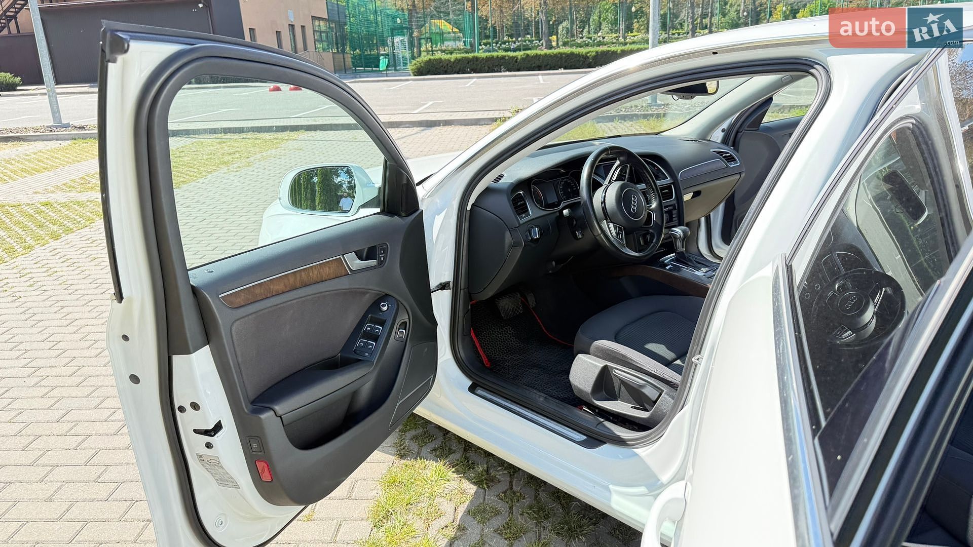 Audi A4 2014 VIN WAUZZZ8K3FA007547 фото оголошення 79 з 127