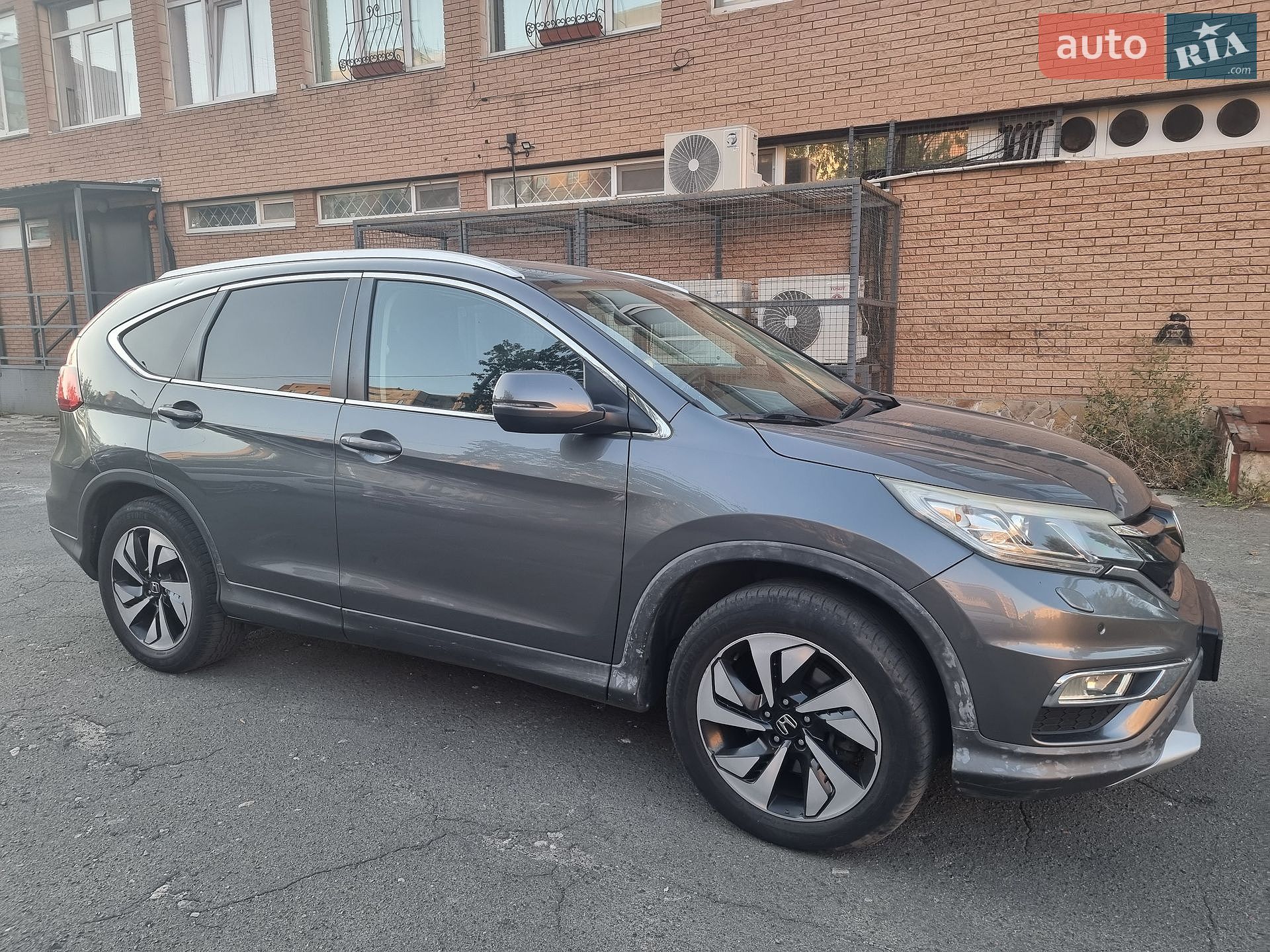 Honda CR-V 2015 VIN SHSRE6880FU520715 фото оголошення 12 з 19