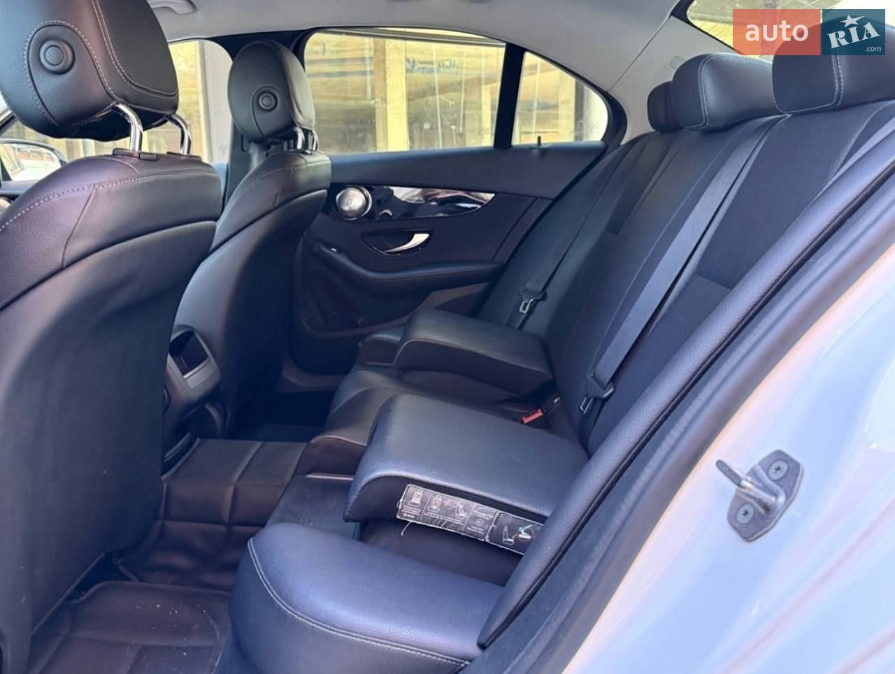Mercedes-Benz C-Class 2016 VIN WDD2050071R227186 фото оголошення 26 з 27
