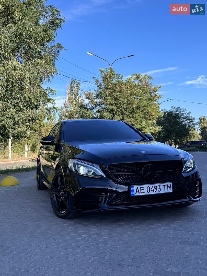 Mercedes-Benz C-Class 2014 VIN 55SWF6GB3FU017435 фото оголошення 3 з 25