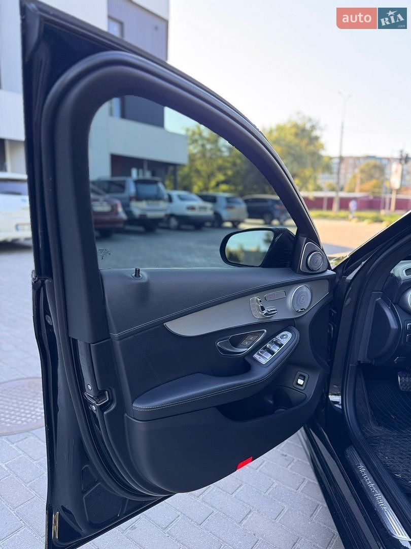 Mercedes-Benz C-Class 2014 VIN 55SWF6GB3FU017435 фото оголошення 20 з 25