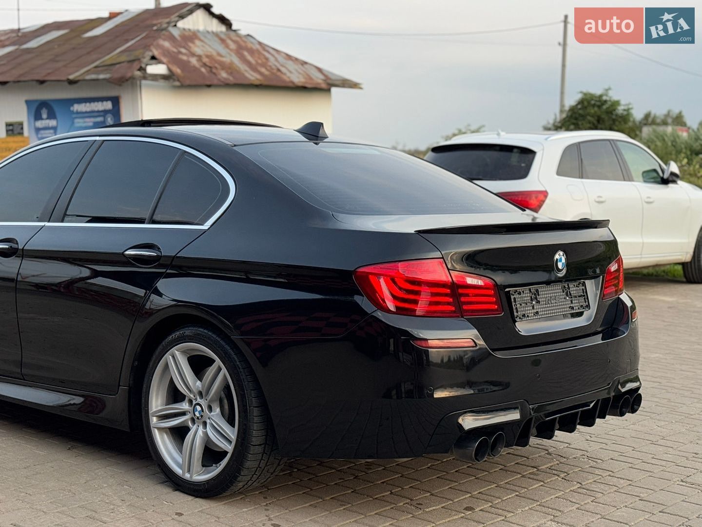 BMW 5 Series 2014 VIN WBA5A5C58FD517746 фото оголошення 10 з 24