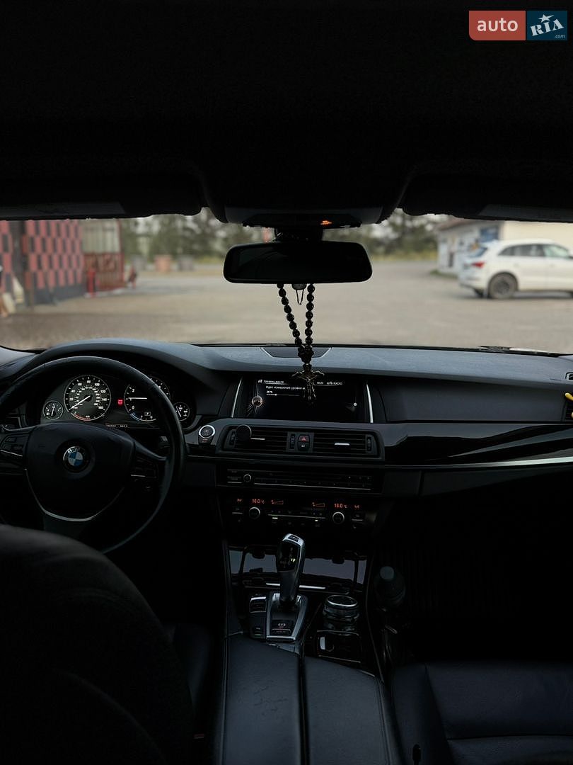 BMW 5 Series 2014 VIN WBA5A5C58FD517746 фото оголошення 16 з 24