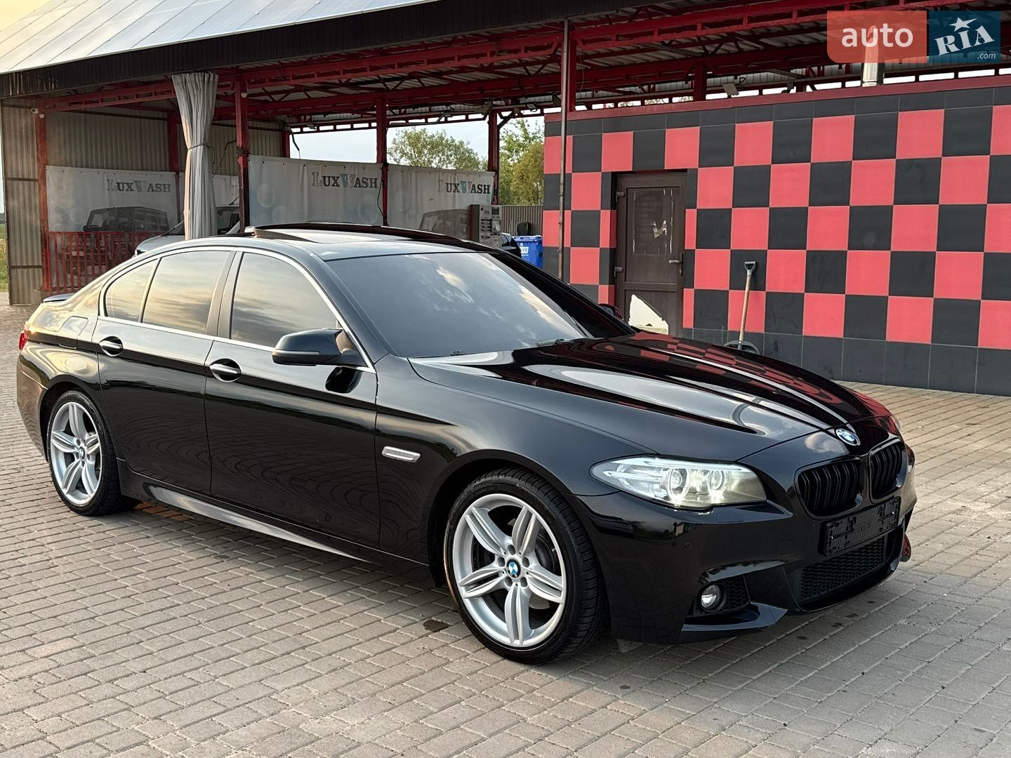 BMW 5 Series 2014 VIN WBA5A5C58FD517746 фото оголошення 14 з 24