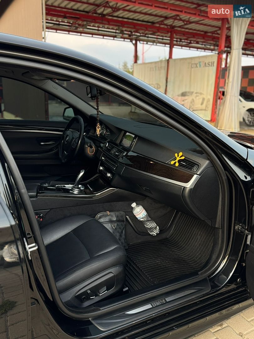 BMW 5 Series 2014 VIN WBA5A5C58FD517746 фото оголошення 17 з 24