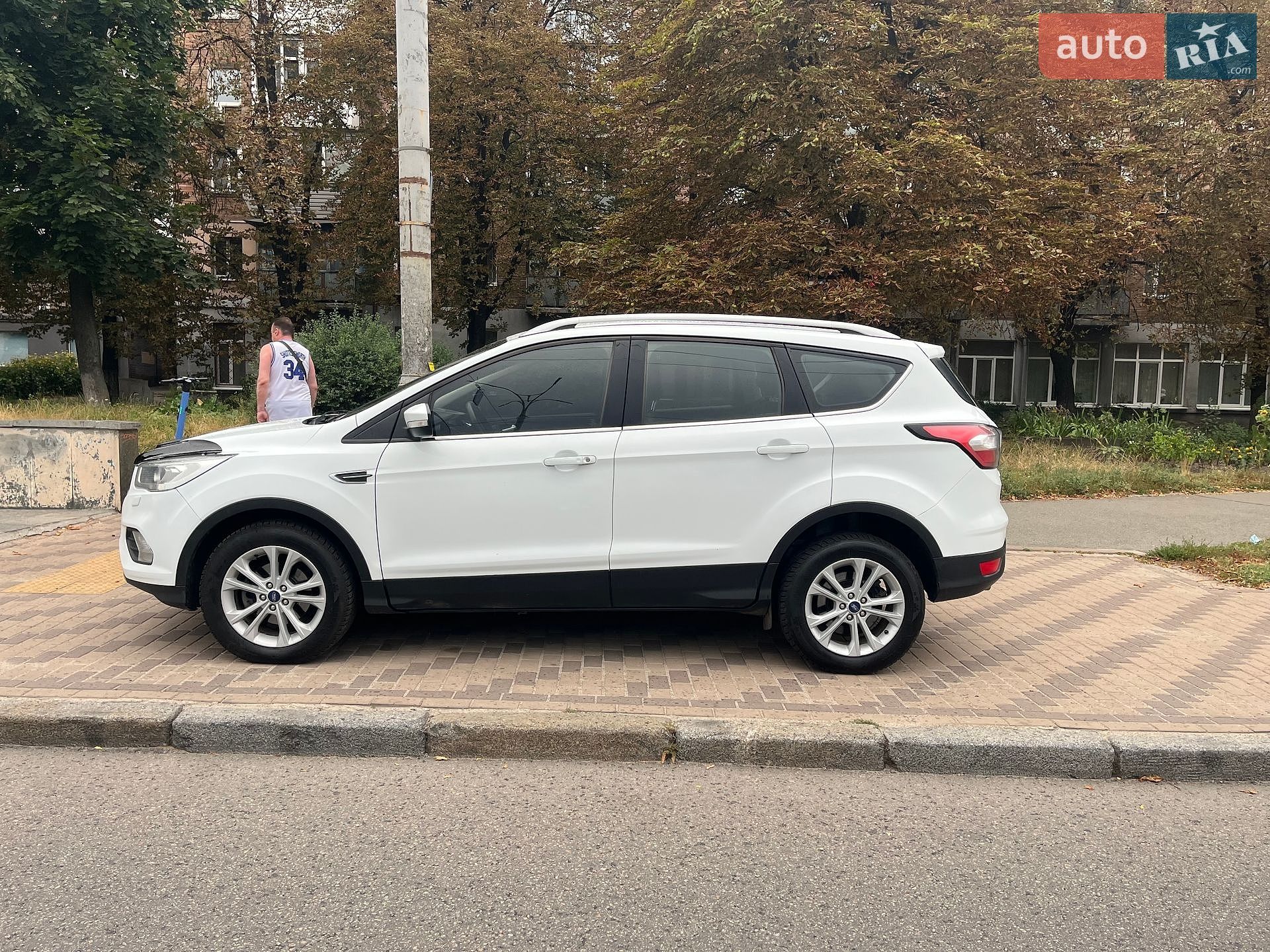 Ford Kuga 2019 VIN WF0AXXWPMAKJ60051 фото оголошення 8 з 16