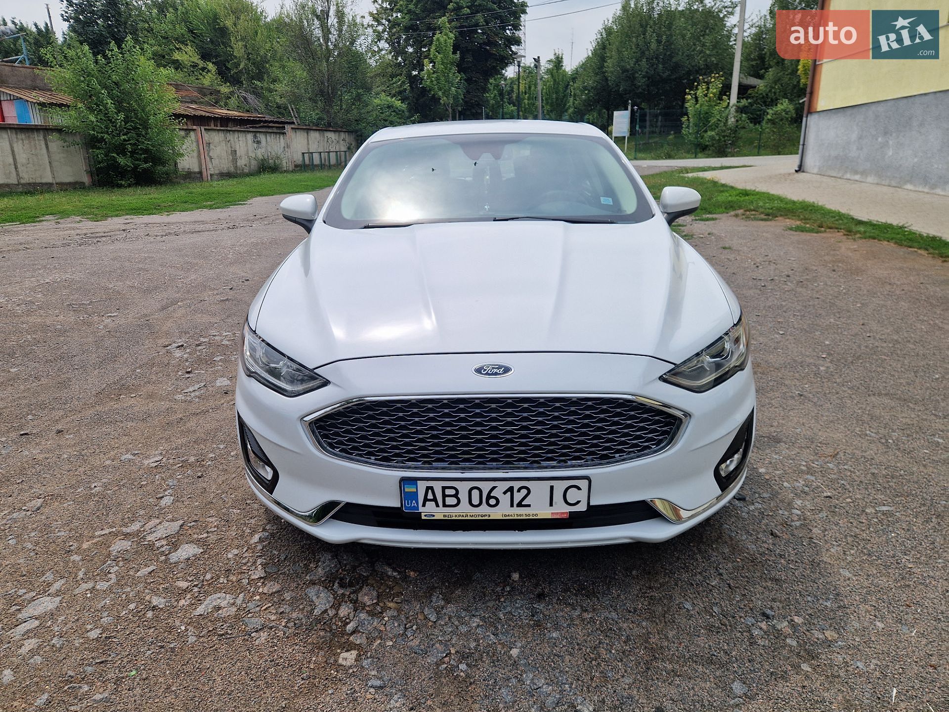 Ford Fusion 2019 VIN 3FA6P0G74KR159881 фото оголошення 3 з 4
