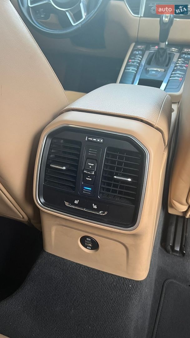 Porsche Macan 2017 VIN WP1AA2A59JLB00488 фото оголошення 50 з 57