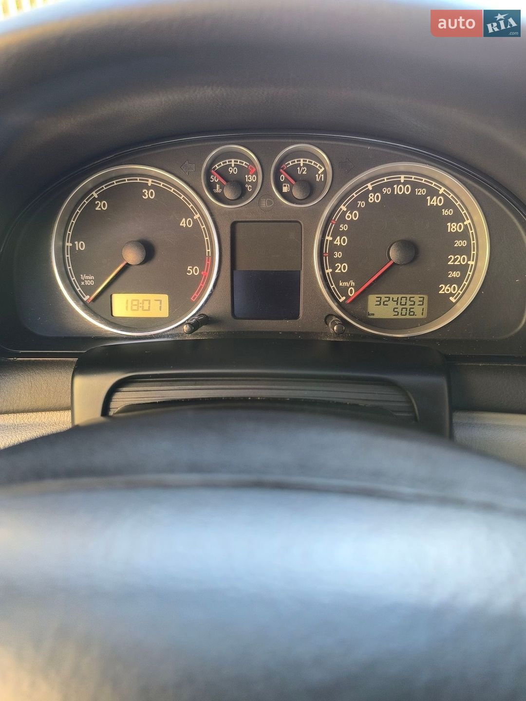 Volkswagen Passat 2002 VIN WVWZZZ3BZ3E142433 фото оголошення 7 з 12