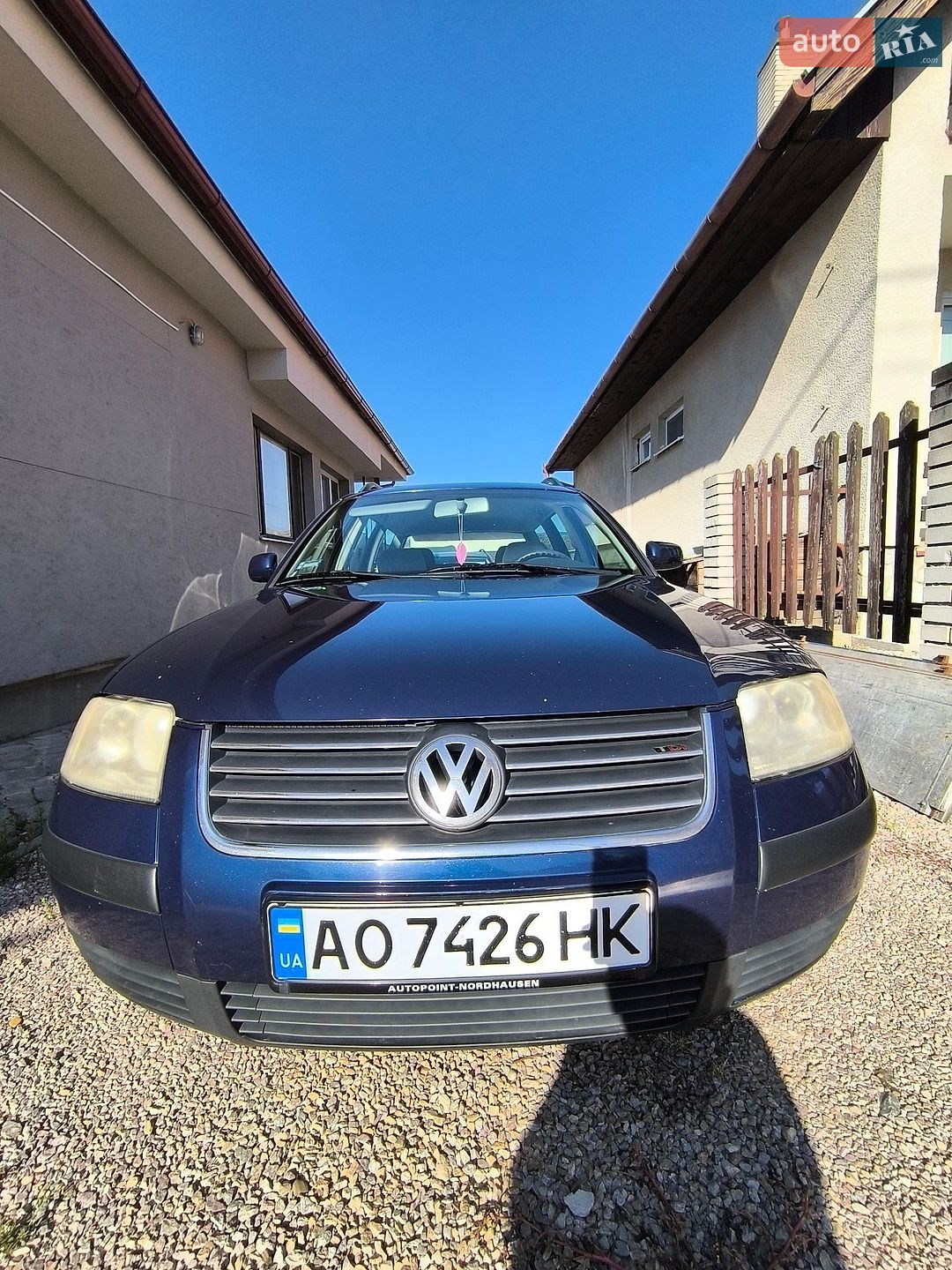 Volkswagen Passat 2002 VIN WVWZZZ3BZ3E142433 фото оголошення 3 з 12