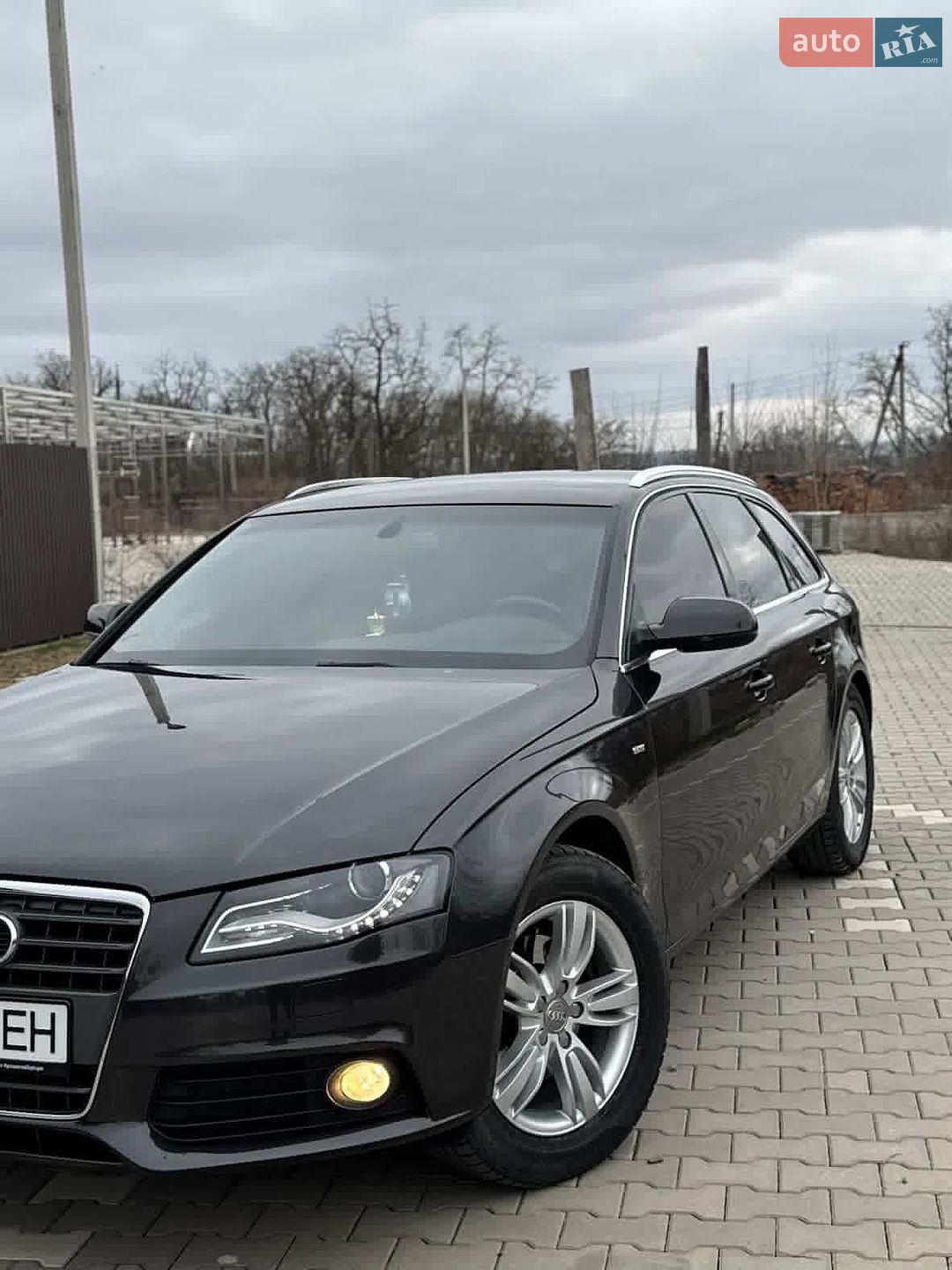 Audi A4 2011 VIN WAUZZZ8K6BA131855 фото оголошення 3 з 5