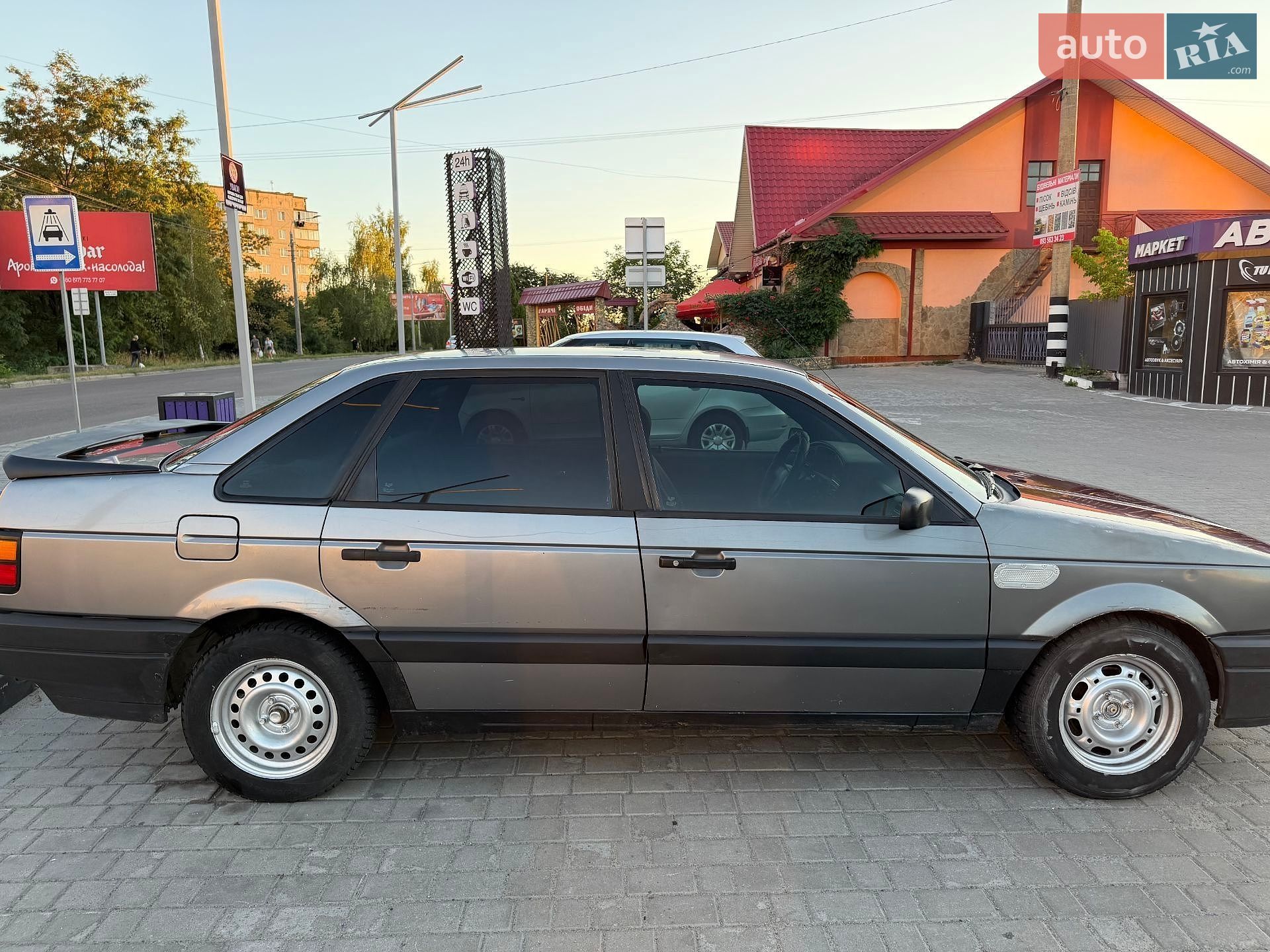 Volkswagen Passat 1989 VIN WVWZZZ31ZLE037396 фото оголошення 5 з 12