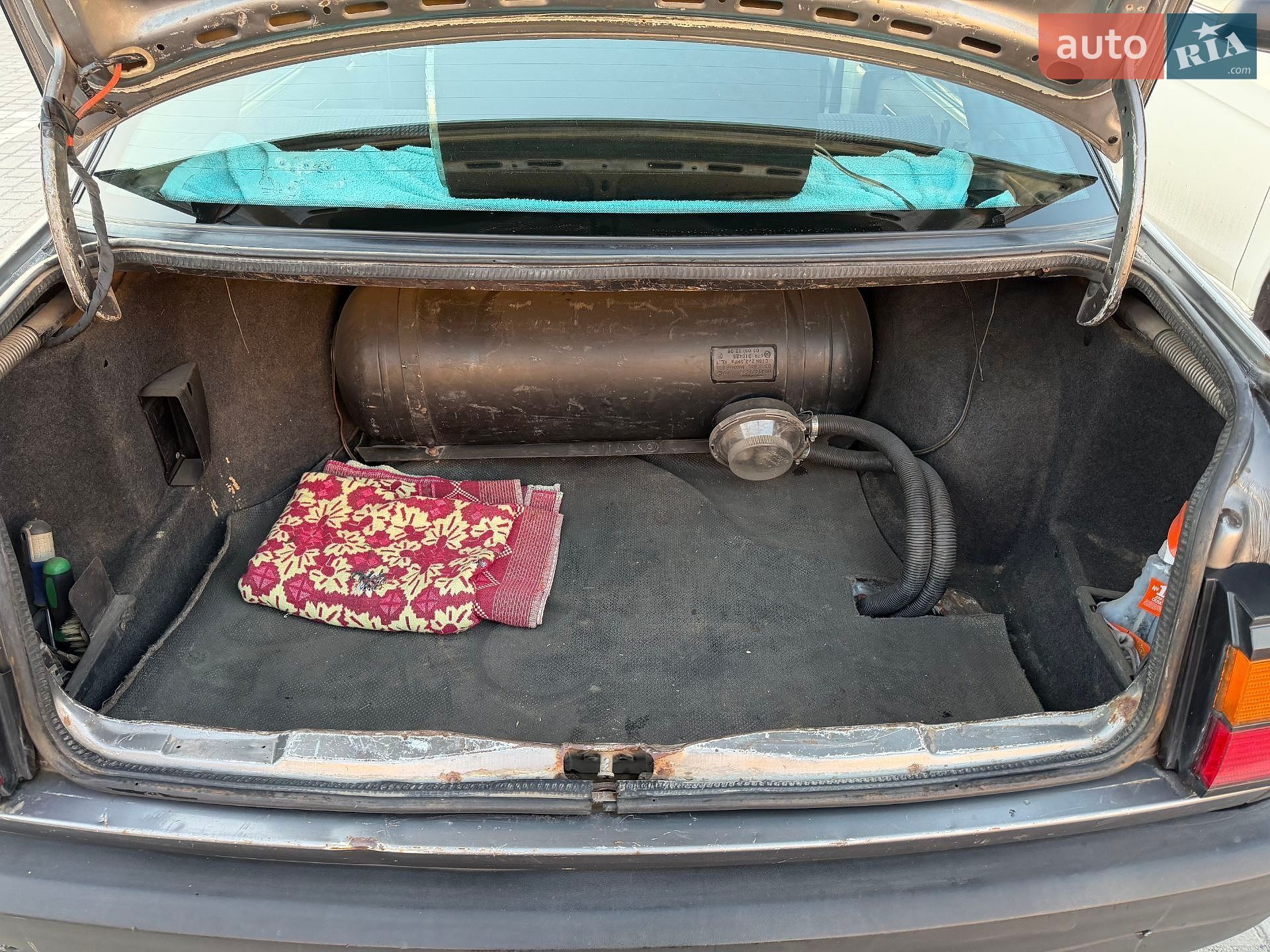 Volkswagen Passat 1989 VIN WVWZZZ31ZLE037396 фото оголошення 11 з 12