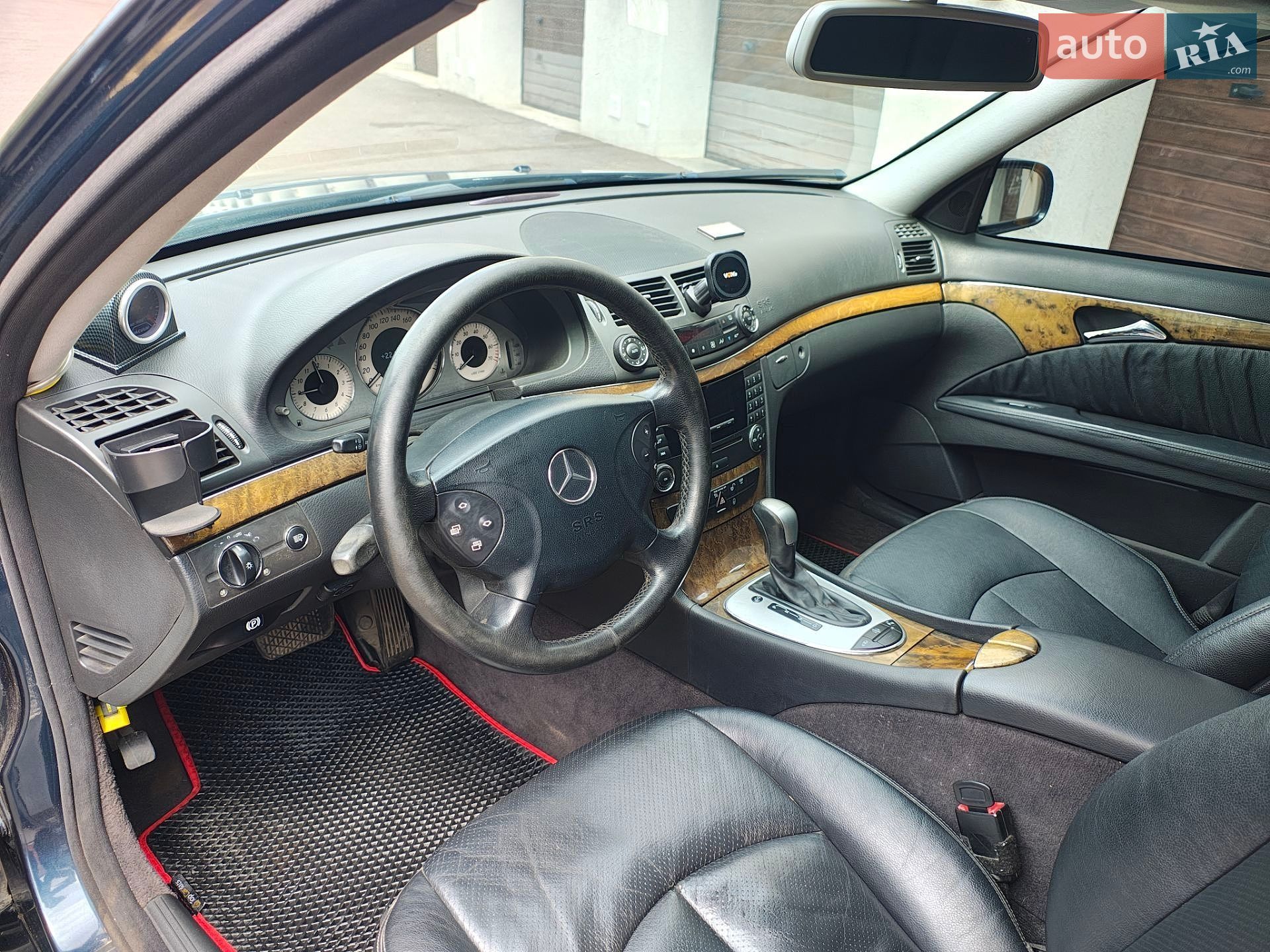 Mercedes-Benz E-Class 2005 VIN WDB2112871X185013 фото оголошення 14 з 39