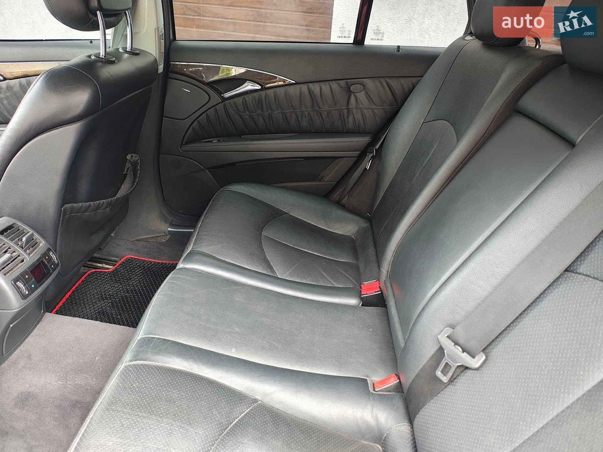 Mercedes-Benz E-Class 2005 VIN WDB2112871X185013 фото оголошення 20 з 39