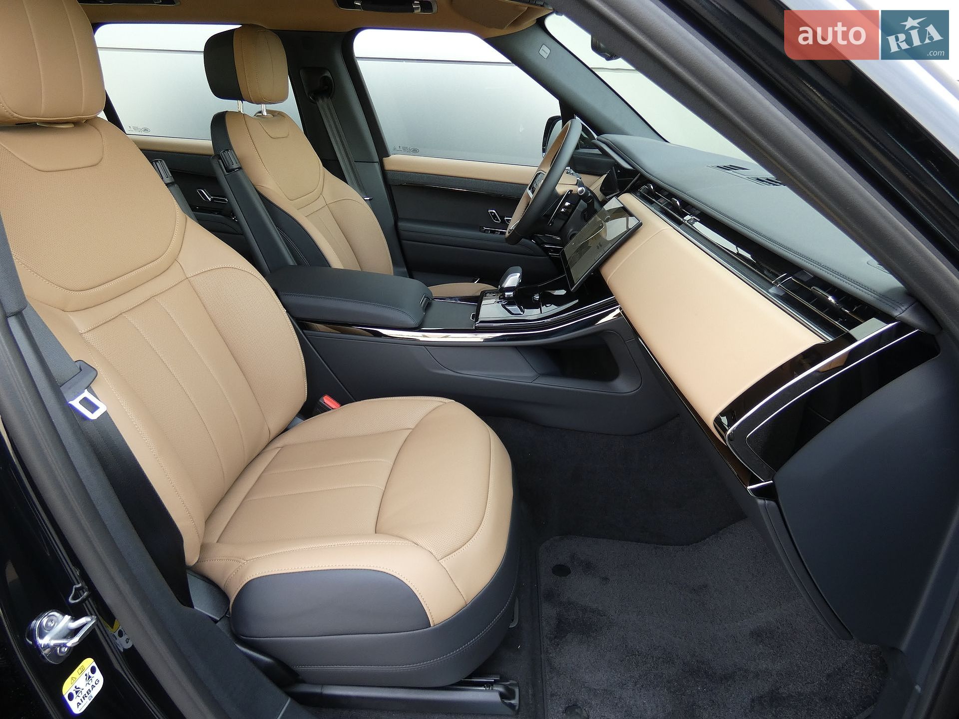 Land Rover Range Rover Sport 2025 VIN SAL1A2BW1SA600210 фото оголошення 13 з 16