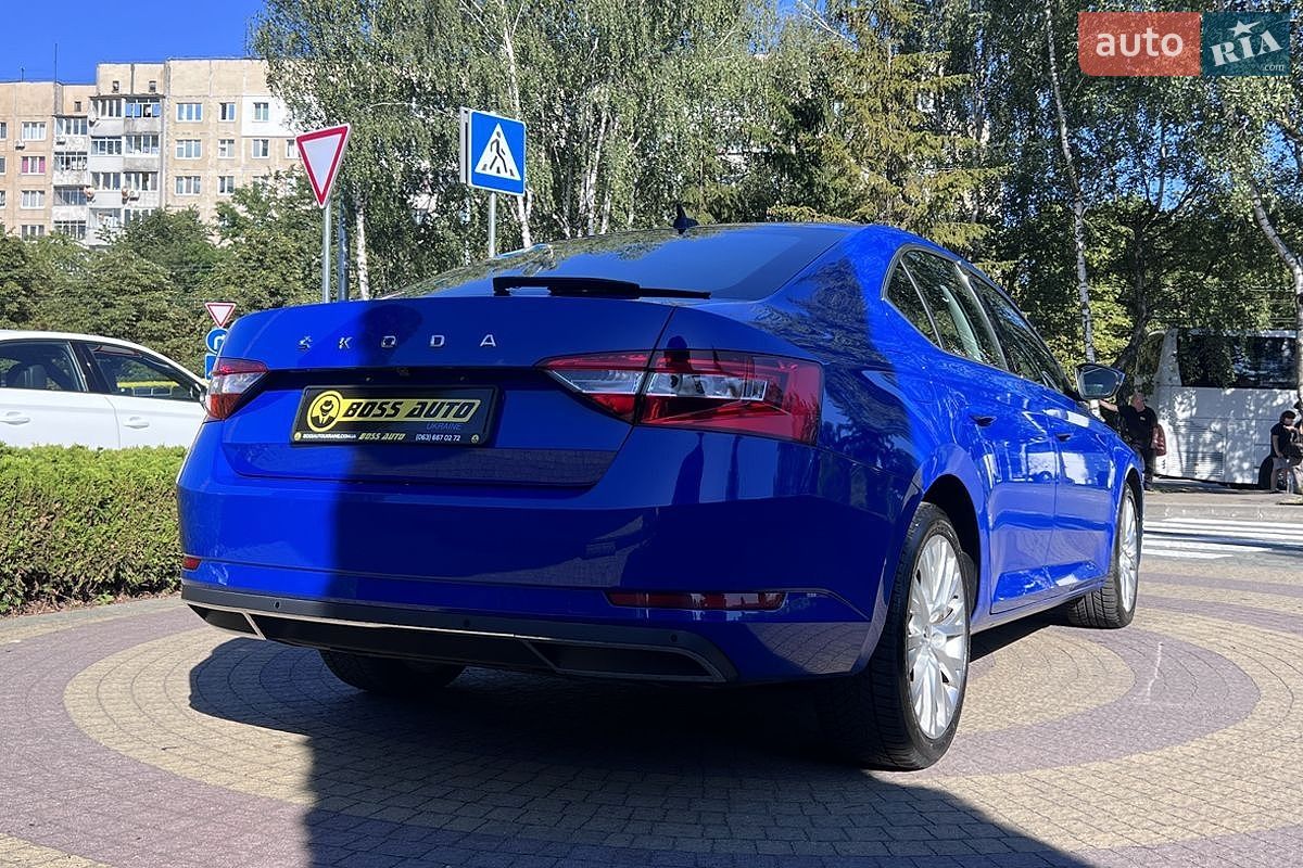 Skoda Superb 2022 VIN TMBAH7NP2N7035438 фото оголошення 7 з 23