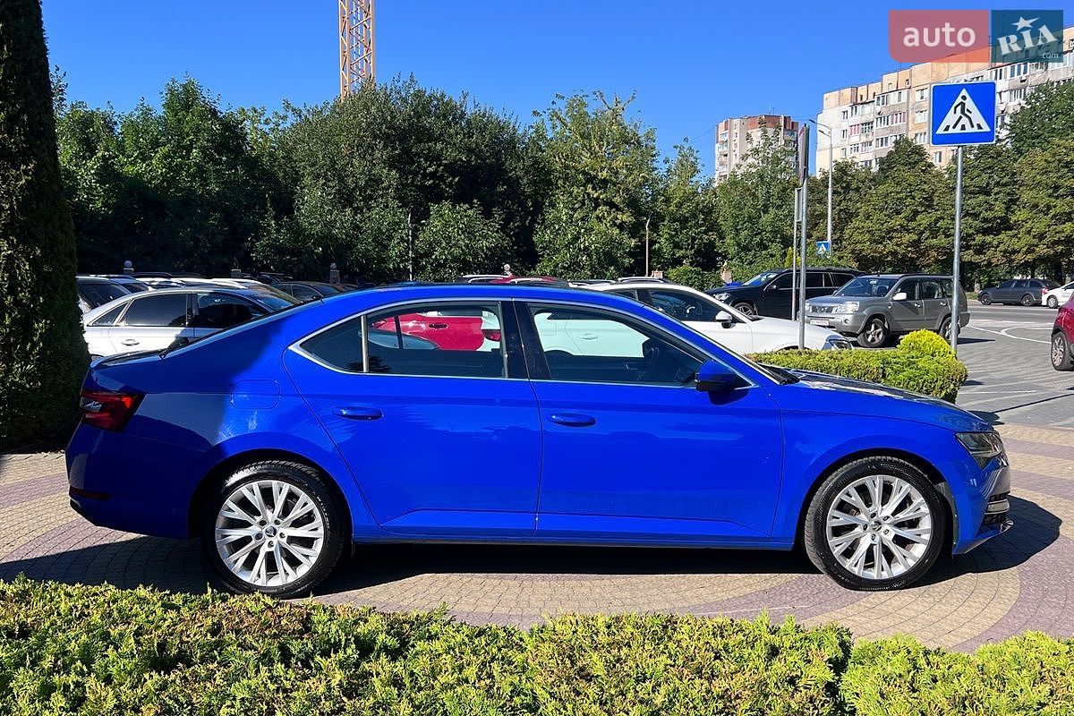 Skoda Superb 2022 VIN TMBAH7NP2N7035438 фото оголошення 8 з 23