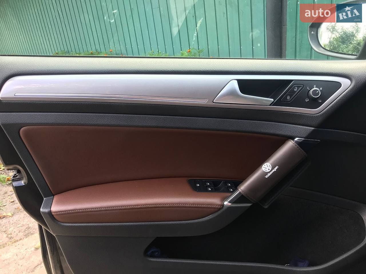 Volkswagen e-Golf 2015 VIN WVWZZZAUZFW909654 фото оголошення 10 з 14