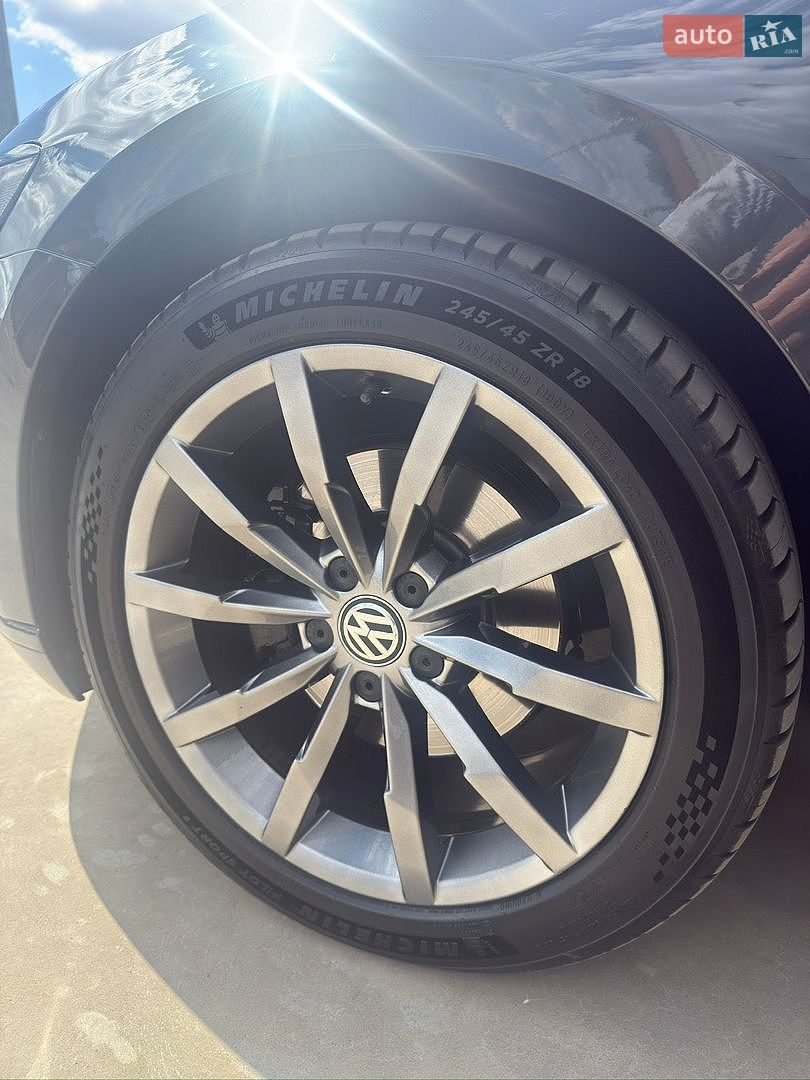 Volkswagen Passat 2017 VIN WVWZZZ3CZHP021870 фото оголошення 36 з 38