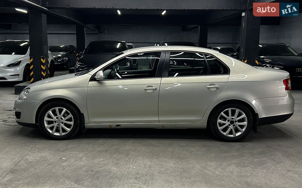 Volkswagen Jetta 2010 VIN WVWZZZ1KZAM165145 фото оголошення 4 з 25