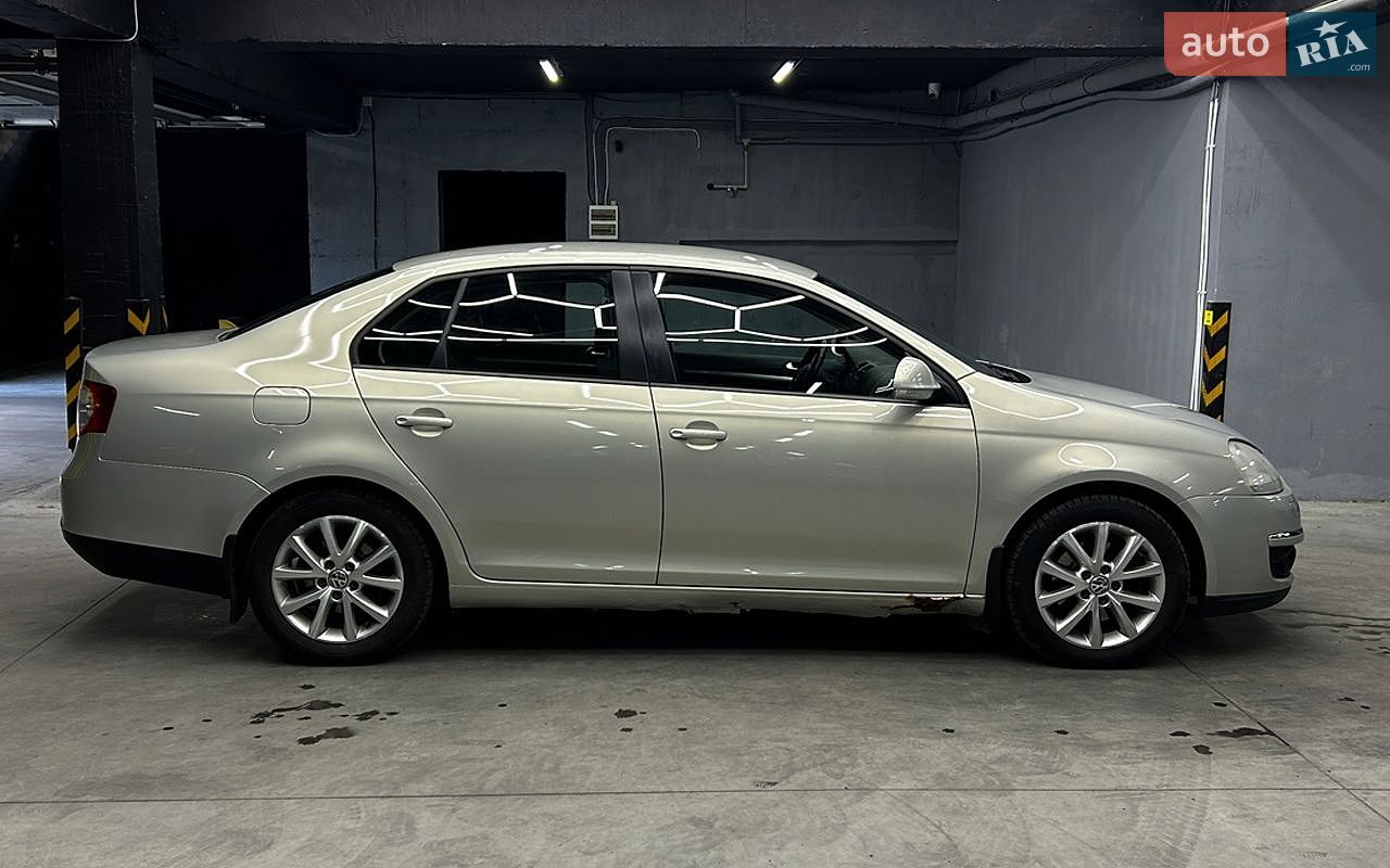 Volkswagen Jetta 2010 VIN WVWZZZ1KZAM165145 фото оголошення 8 з 25