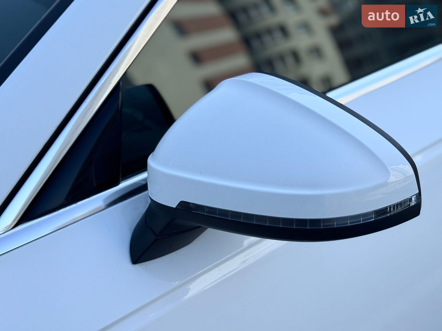 Audi A4 2018 VIN WAUBNAF4XJN006397 фото оголошення 27 з 71
