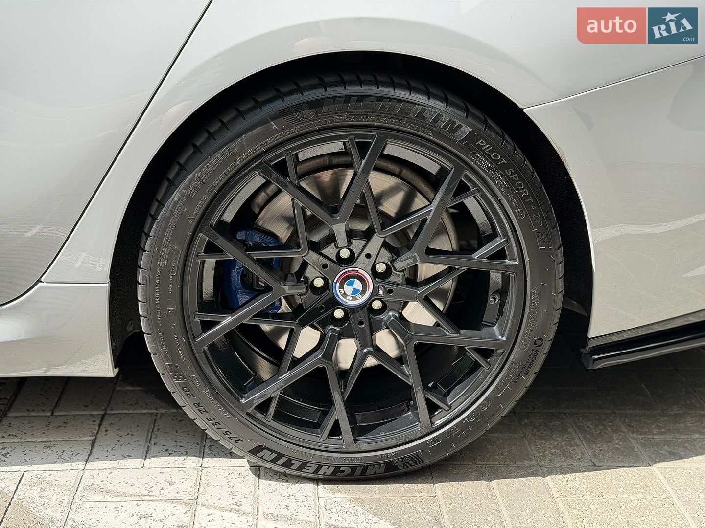 BMW 8 Series 2019 VIN WBAGV4C00LCD27813 фото оголошення 11 з 23