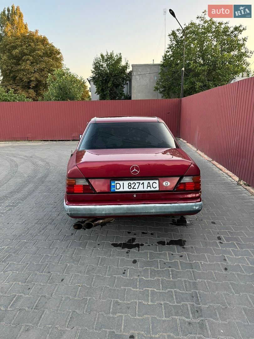 Mercedes-Benz E-Class 1989 VIN WDB1240261B037381 фото оголошення 2 з 26