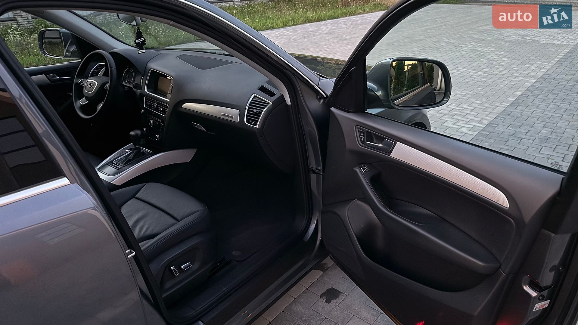 Audi Q5 2015 VIN WA1CFAFP2FA021869 фото оголошення 10 з 17
